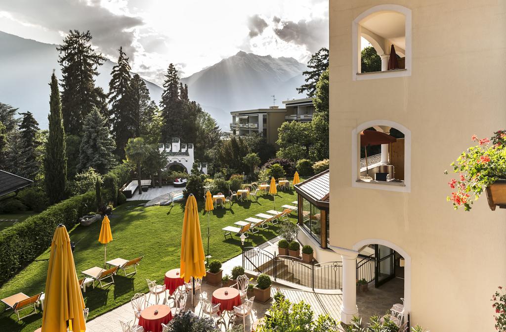 Hotel Sonnenburg Meran Exterior foto